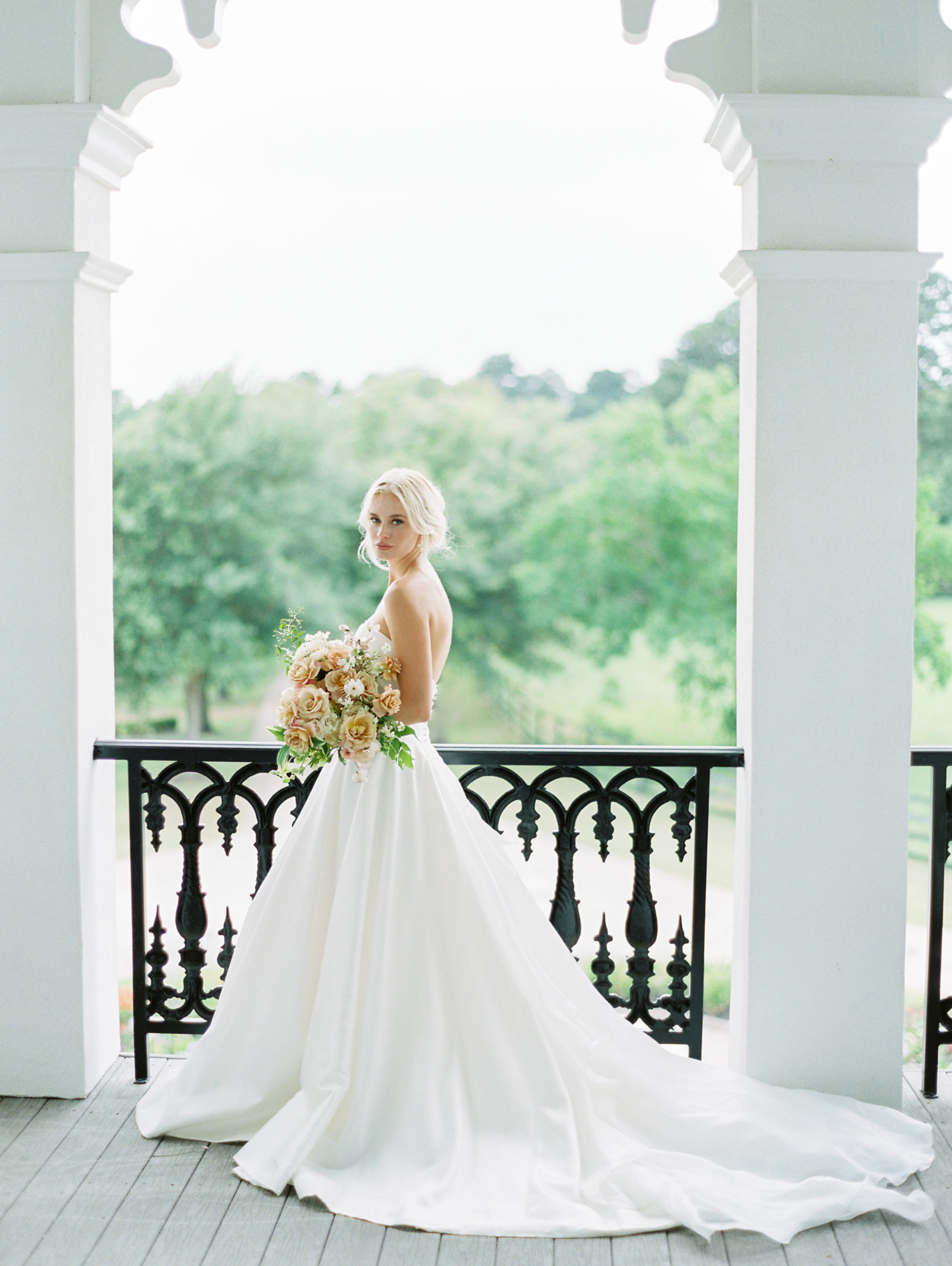 Elegant Southern Wedding Sandlewood Manor Houston Texas